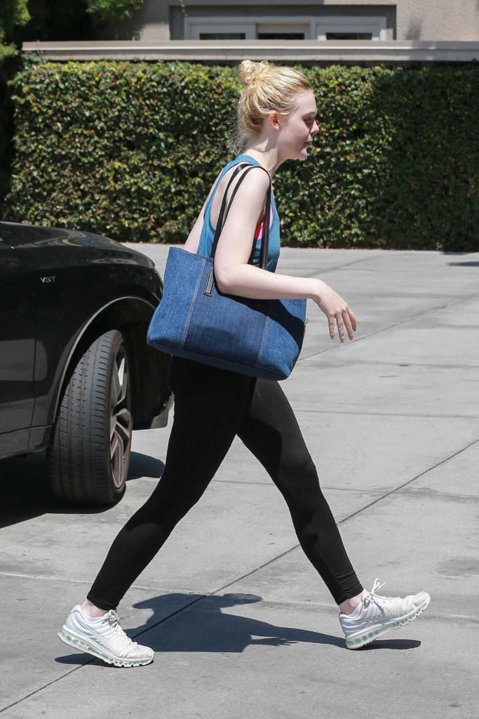 Elle Fanning Goes to the Gym in Toluca Lake 06/10/2017-4