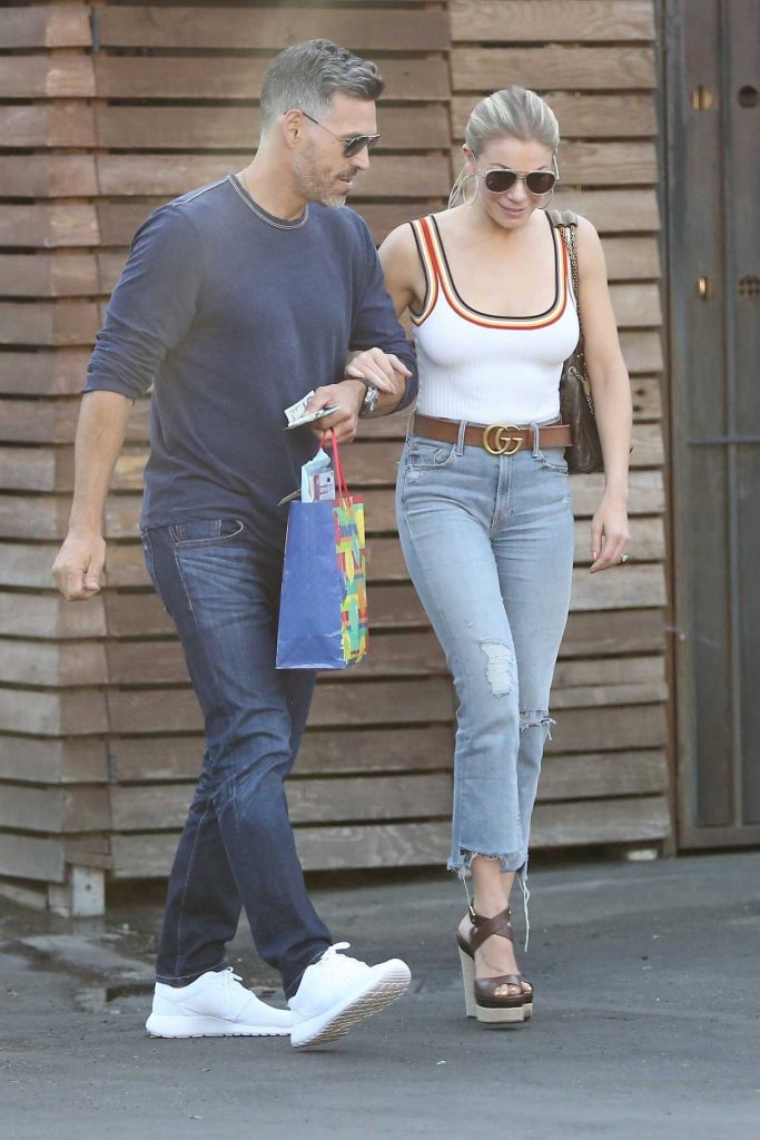 LeAnn Rimes Was Seen Out in Calabasas 06/18/2017-2