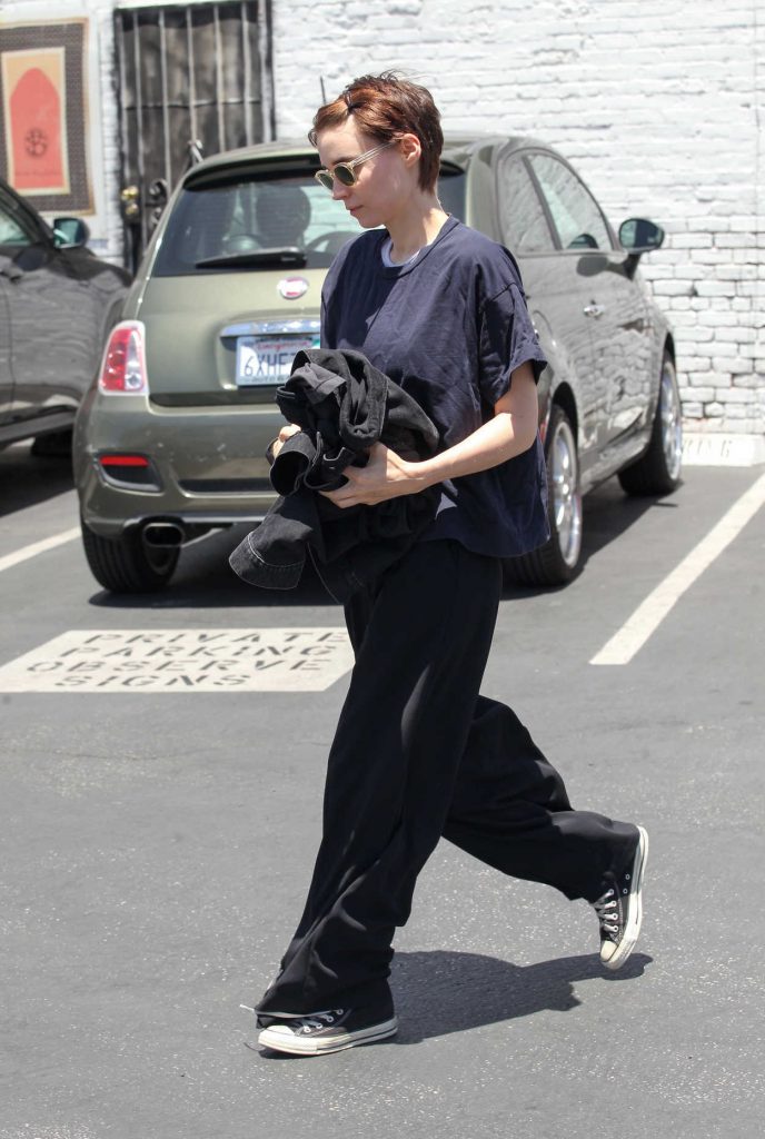 Rooney Mara Was Seen Out in Los Angeles 06/13/2017-2