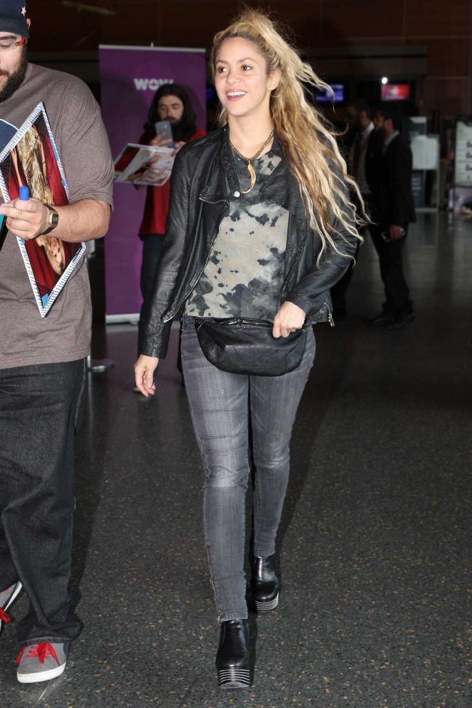 Shakira Was Seen at the Airport in Boston 06/03/2017-2