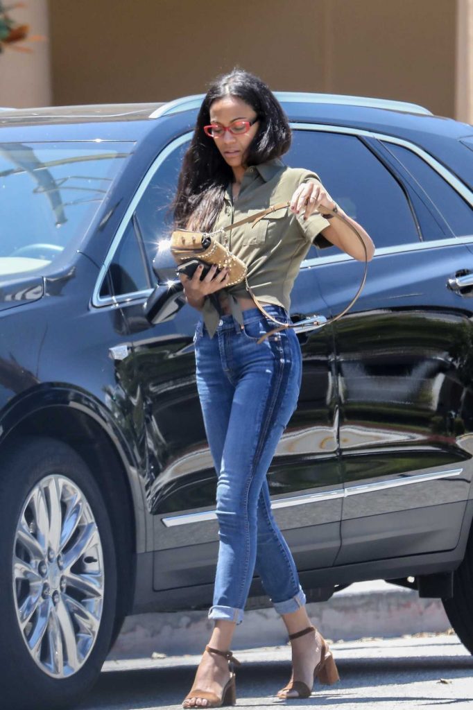 Zoe Saldana Was Seen Out in Beverly Hills 06/26/2017-3
