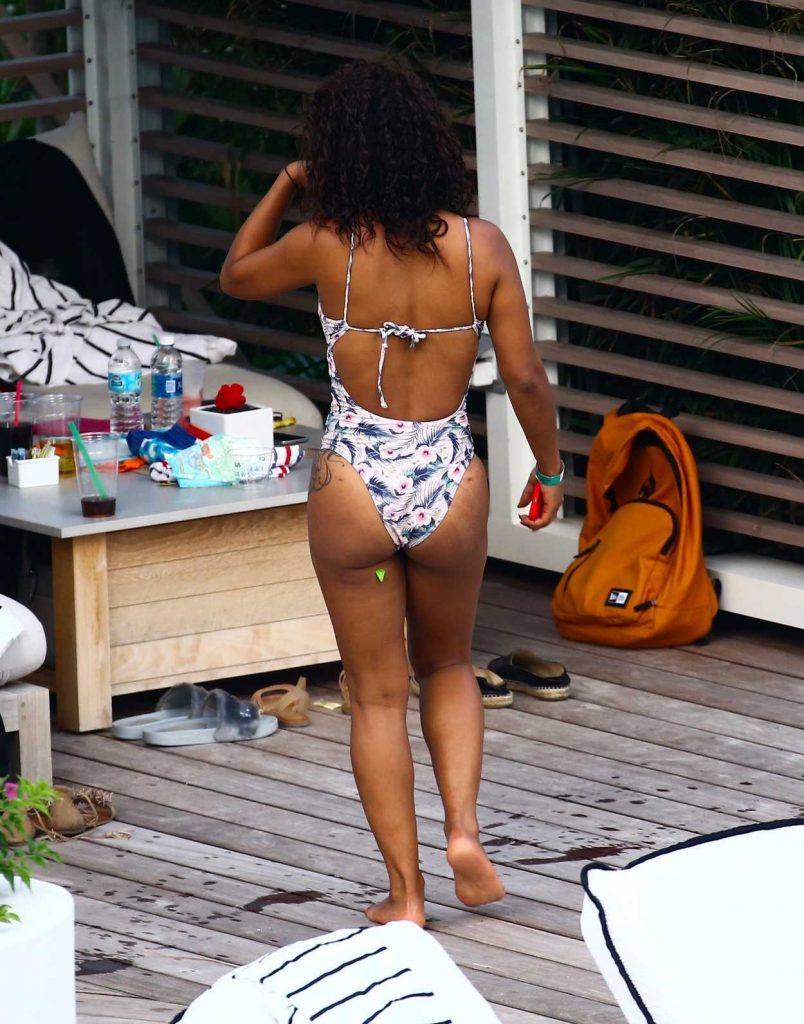 Christina Milian Wears a Bikini at Her Hotel in Miami 07/16/2017-5