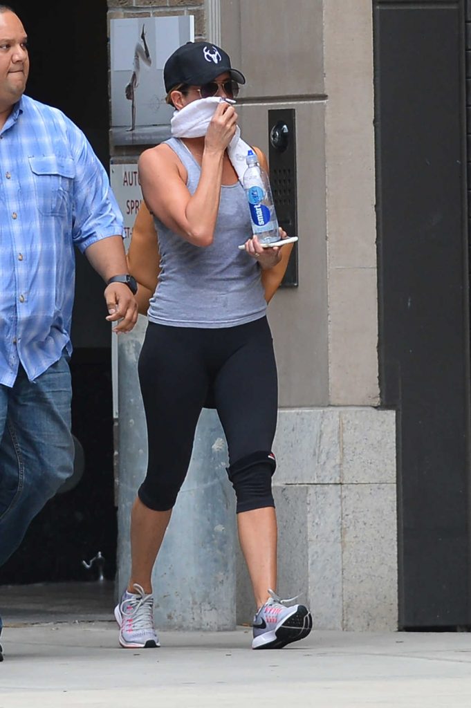 Jennifer Aniston Leaves Her Workout in New York City 07/17/2017-4