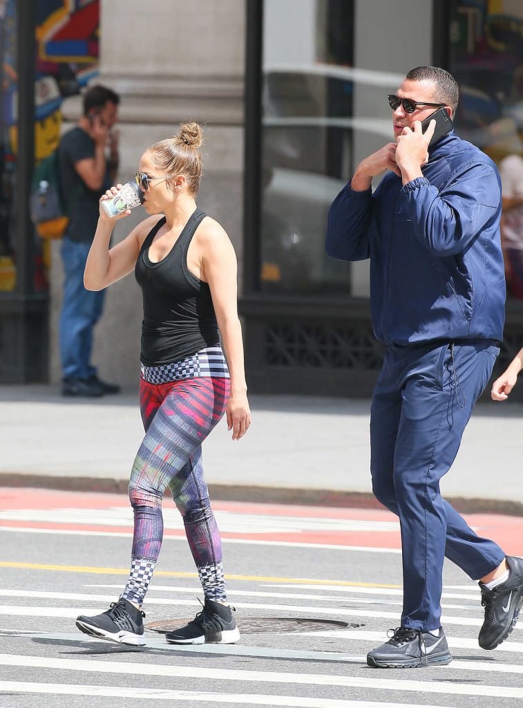 Jennifer Lopez Leaves the Gym in Downtown Manhattan, NYC 07/29/2017-3