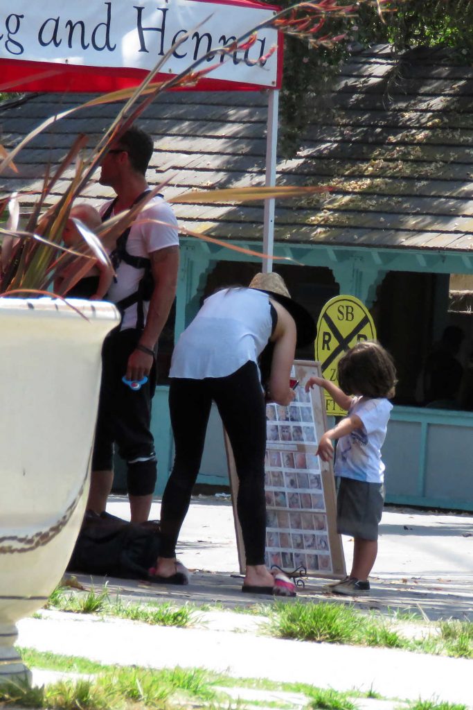 Megan Fox and Brian Austin Green Take Their Kids to the Zoo in Santa Barbara 07/09/2017-4