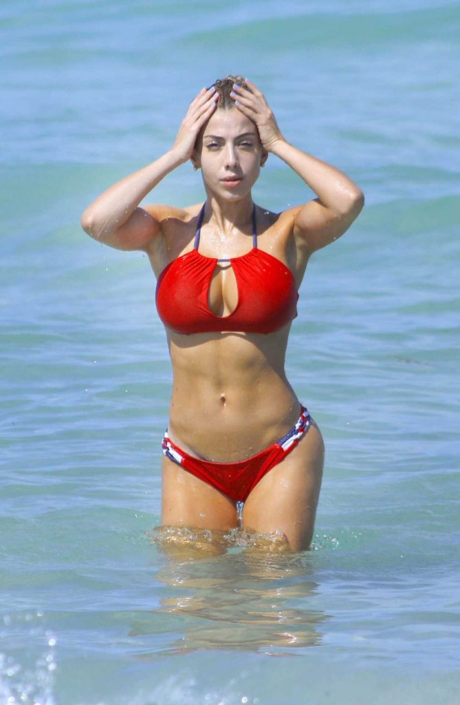 Valeria Orsini in Bikini at the Beach in Miami 07/04/2017-1