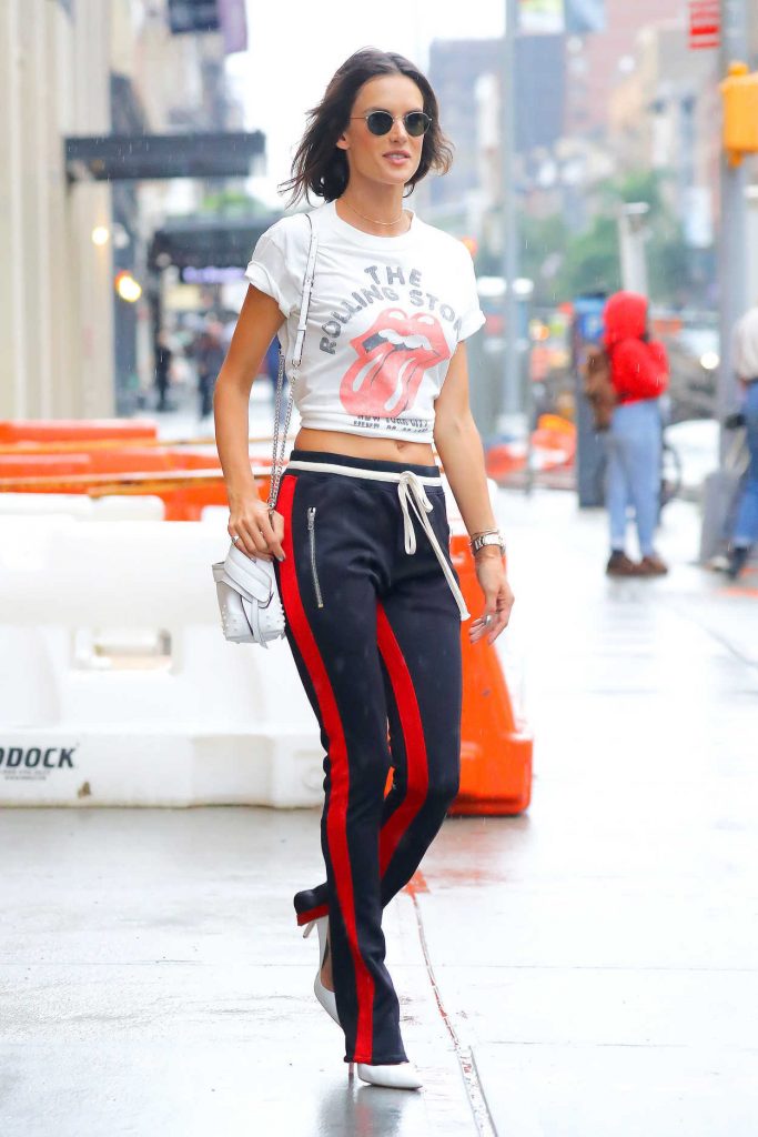 Alessandra Ambrosio Wears the Rolling Stones Crop Top Out in NYC 08/29/2017-1