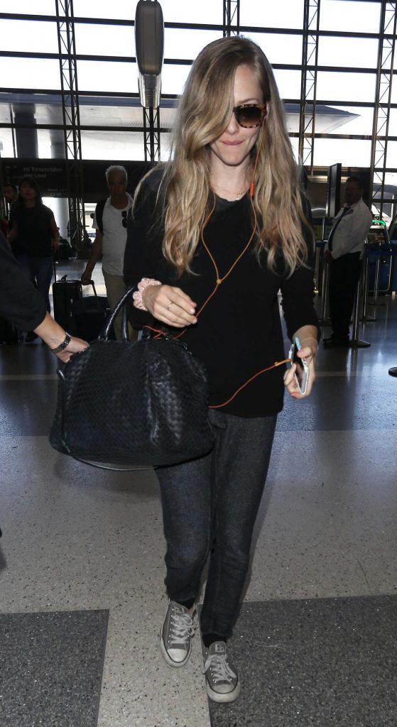 Amanda Seyfried Was Spotted at LAX Airport in LA 08/29/2017-2