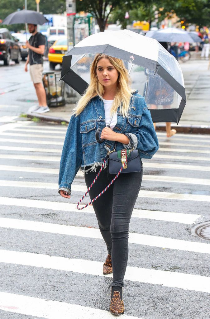 Ashley Benson Was Seen With an Umbrella in NYC 08/02/2017-3