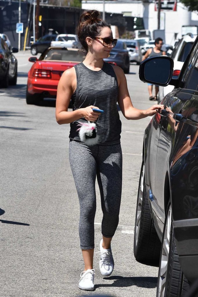 Ashley Tisdale Hits the Gym in Studio City 08/11/2017-5