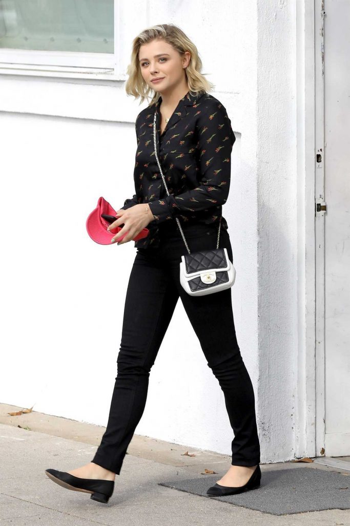 Chloe Moretz Was Seen Out in Los Angeles 08/01/2017-1
