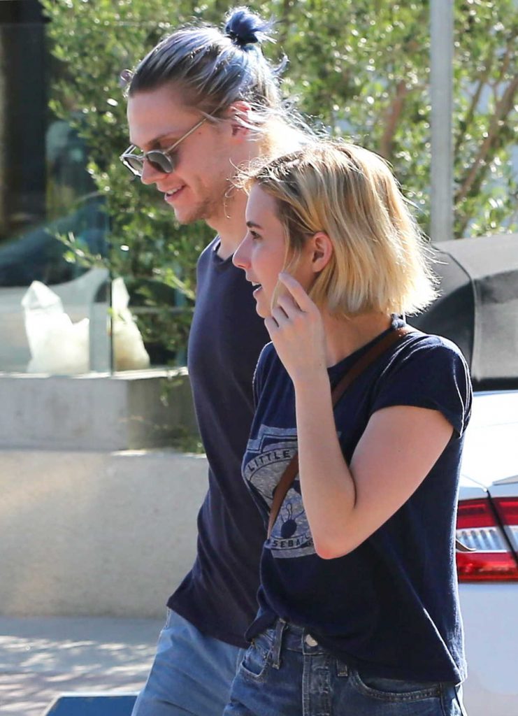 Emma Roberts Was Spotted Out in Malibu With Evan Peters 08/19/2017-1