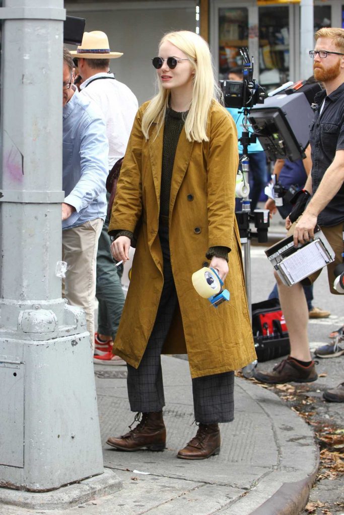 Emma Stone on the Set of Netflilx Series Maniac in Downtown Manhattan in NYC 08/14/2017-5