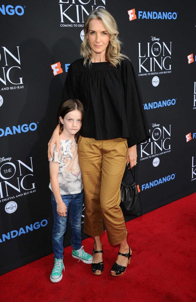 Ever Carradine at The Lion King Sing-Along in Los Angeles 08/05/2017-2