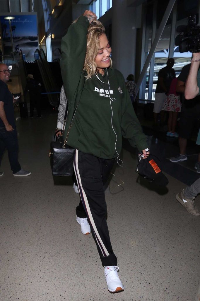 Rita Ora Arrives at LAX Airport in Los Angeles 08/08/2017-3