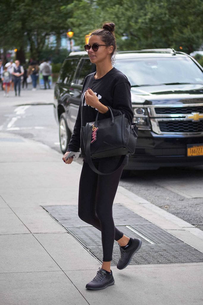 Adriana Lima Arrives at Her Hotel in New York City 09/08/2017-2