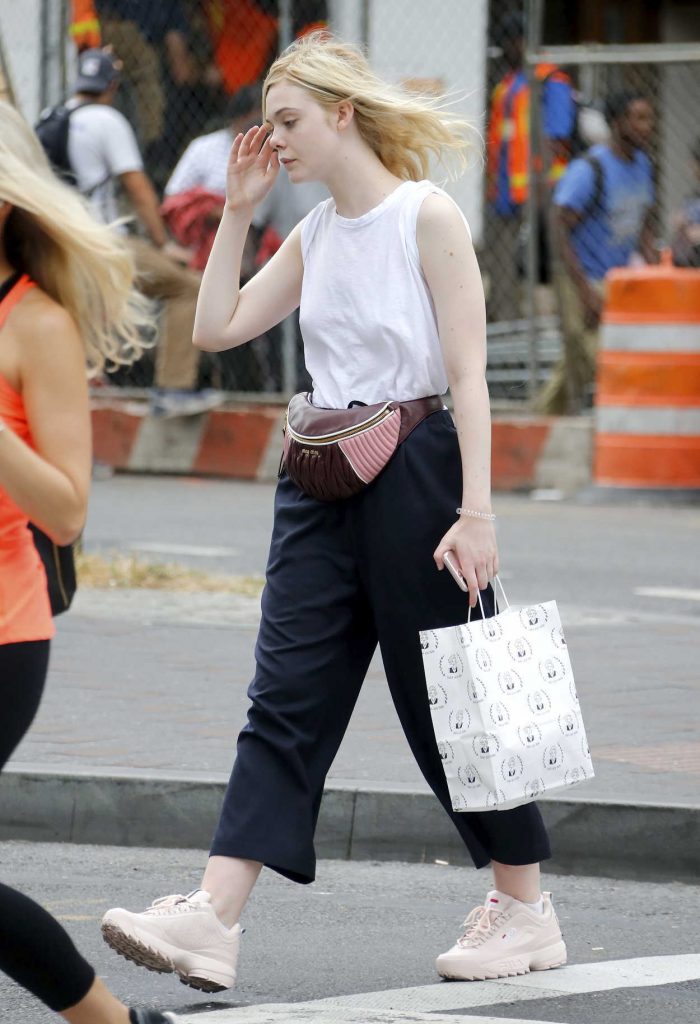 Elle Fanning Was Seen Out in NYC 09/21/2017-4