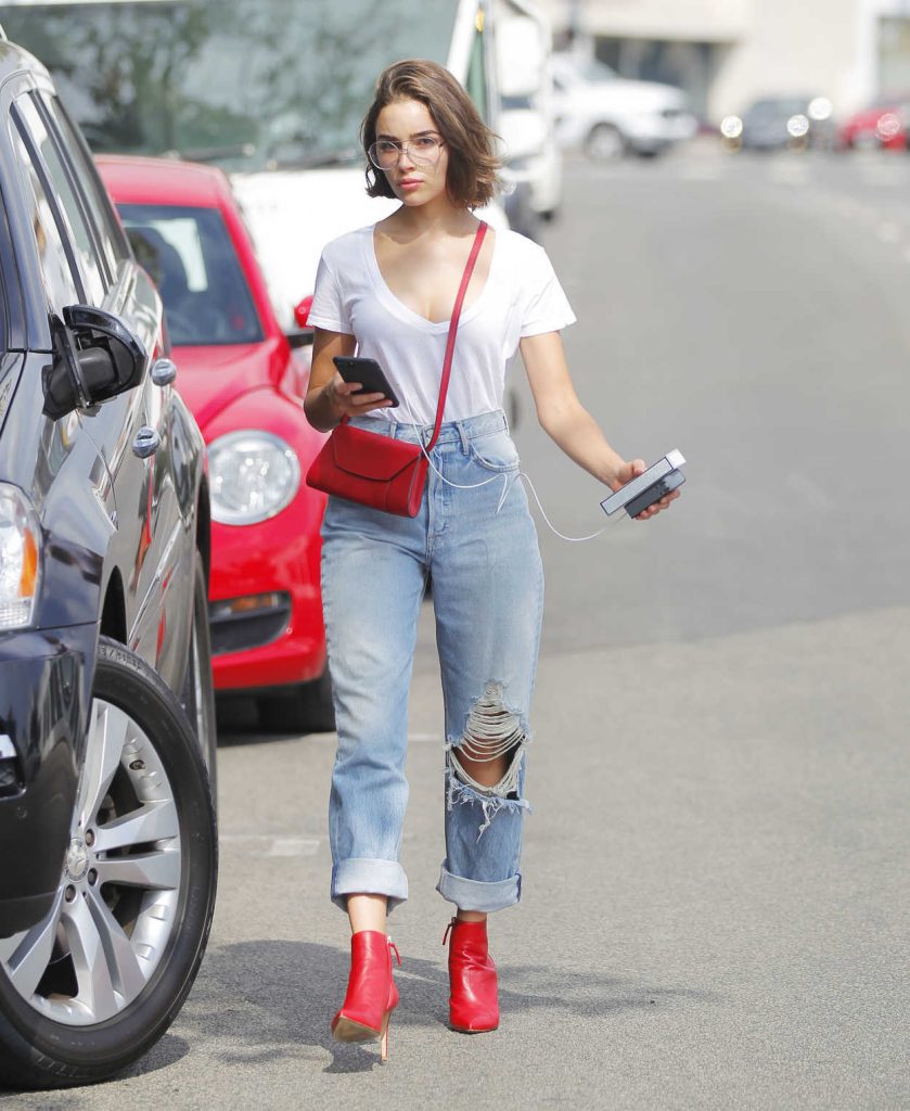Olivia Culpo Was Seen Out in Beverly Hills 09/19/2017-3