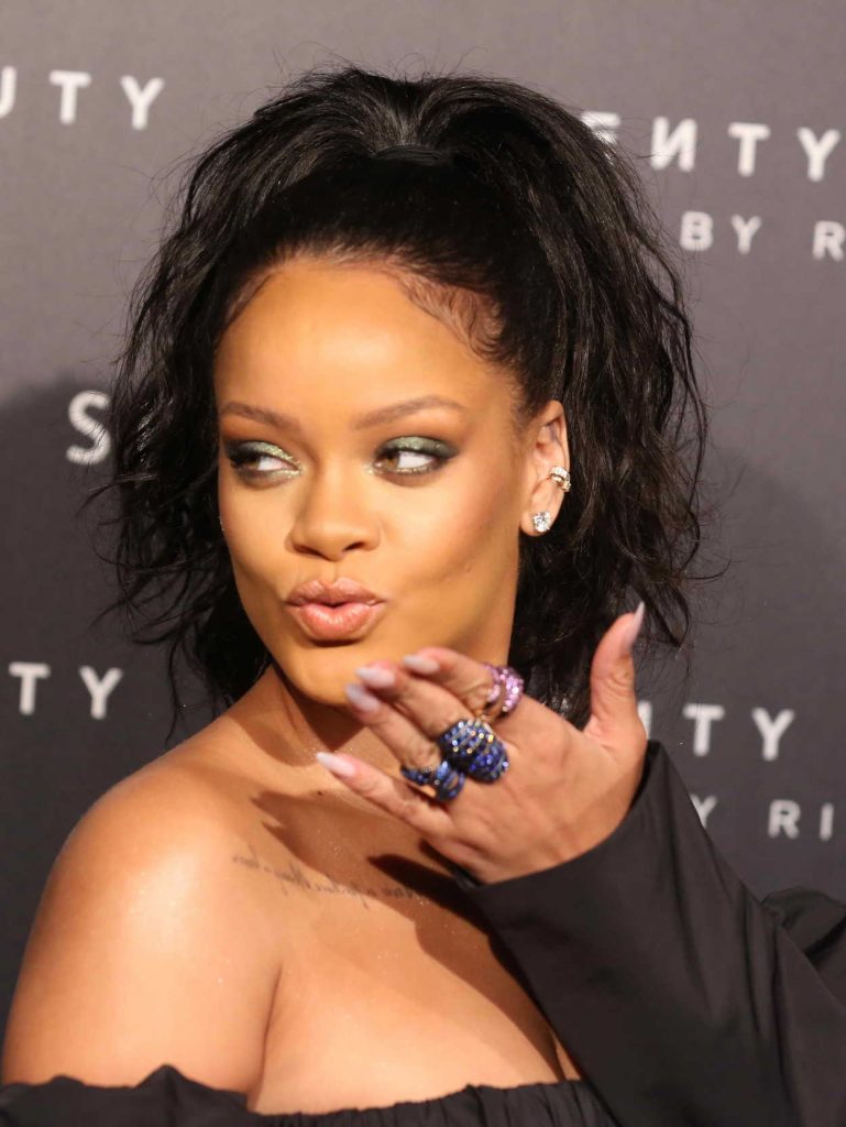 Rihanna at Fenty Beauty Photocall in Paris 09/21/2017-5