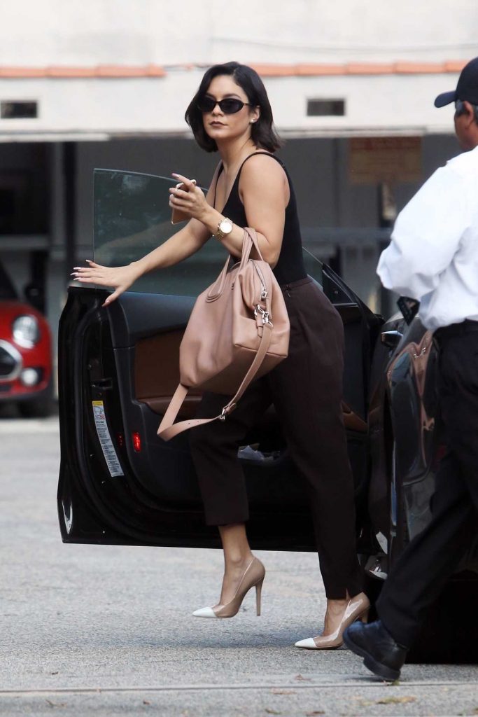 Vanessa Hudgens Was Seen at the Gas Station in LA 08/31/2017-1