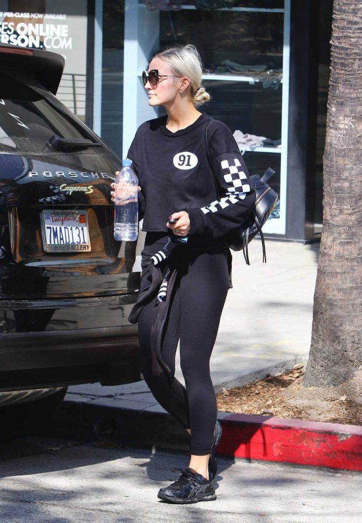 Ashlee Simpson Leaves the Tracy Anderson Gym in Studio City 10/12/2017-3