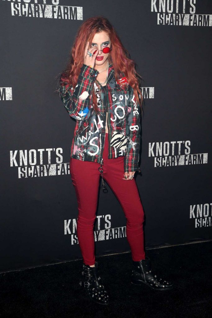 Bella Thorne at the Knott's Scary Farm Celebrity Night in Buena Park 09/29/2017-2