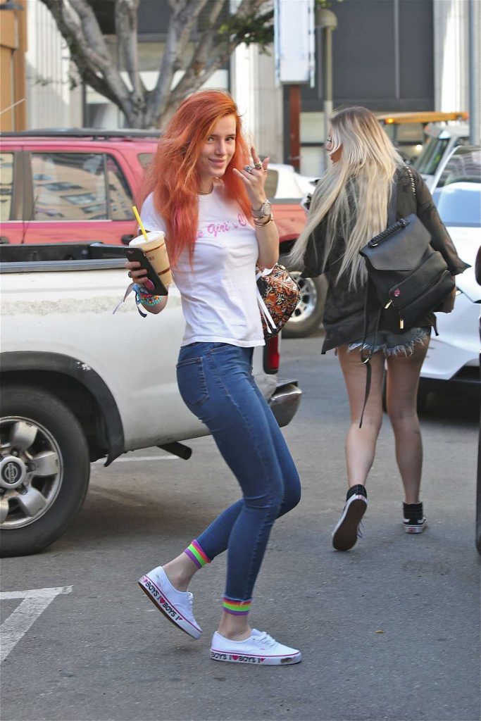 Bella Thorne Was Seen Out in Los Angeles 10/01/2017-3