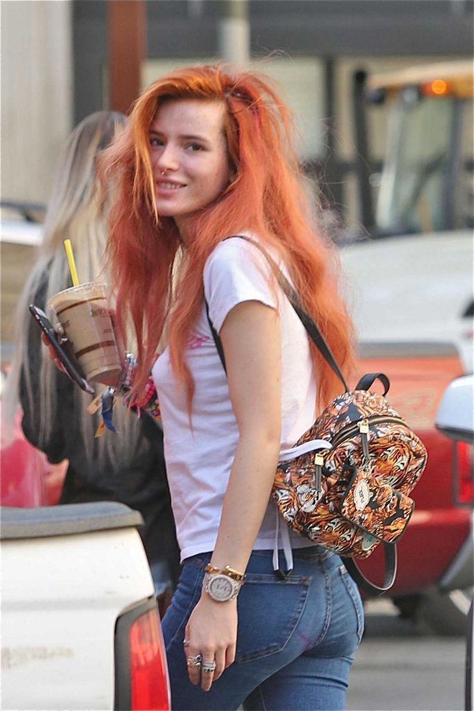 Bella Thorne Was Seen Out in Los Angeles 10/01/2017-5