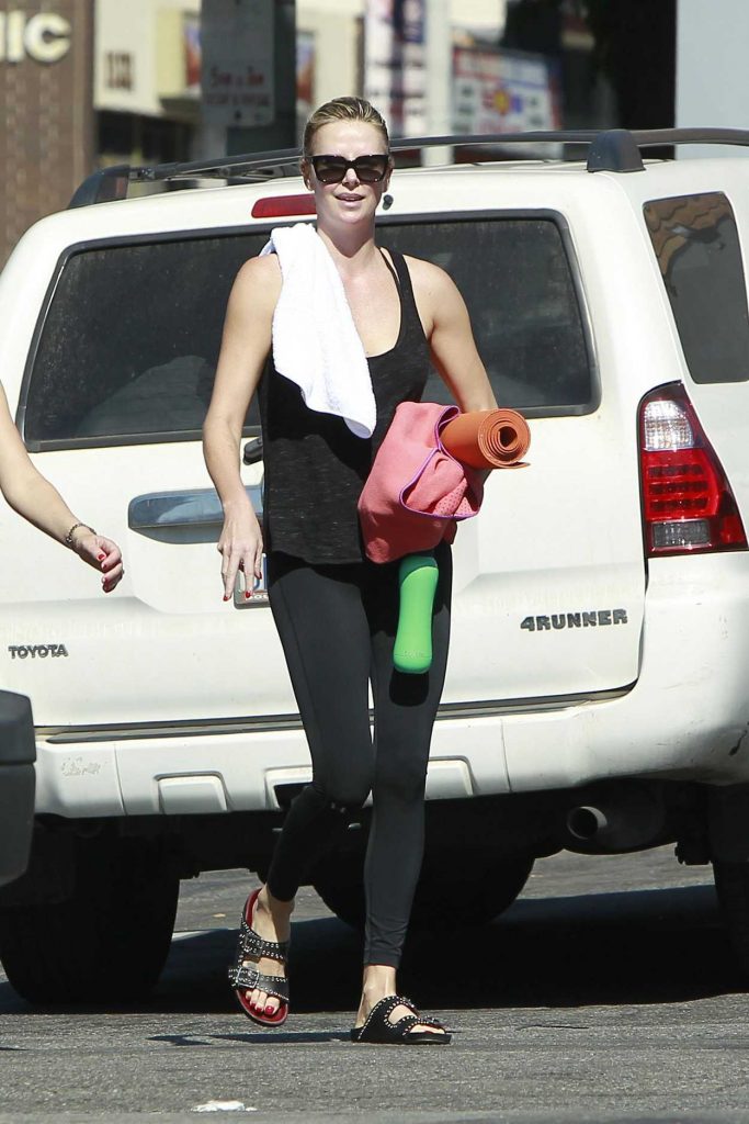 Charlize Theron Leaves Her Yoga Class in West Hollywood 10/15/2017-2