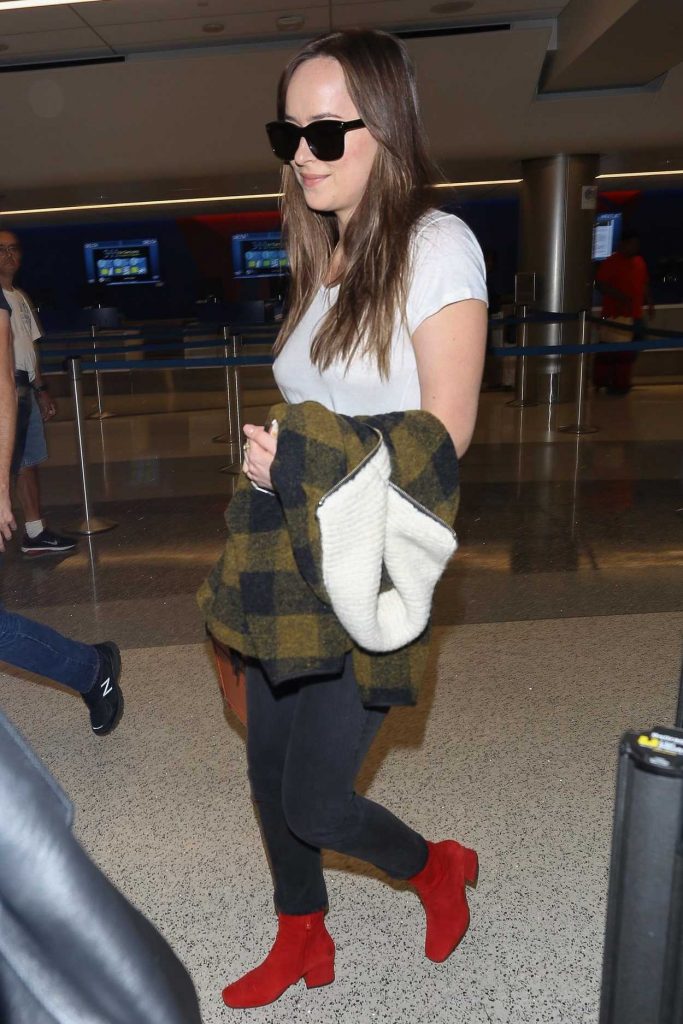 Dakota Johnson Was Spotted at LAX Airport in LA 10/28/2017-2
