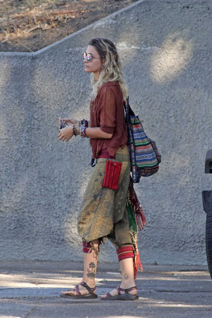 Paris Jackson Was Seen Out in Los Angeles 10/27/2017-4