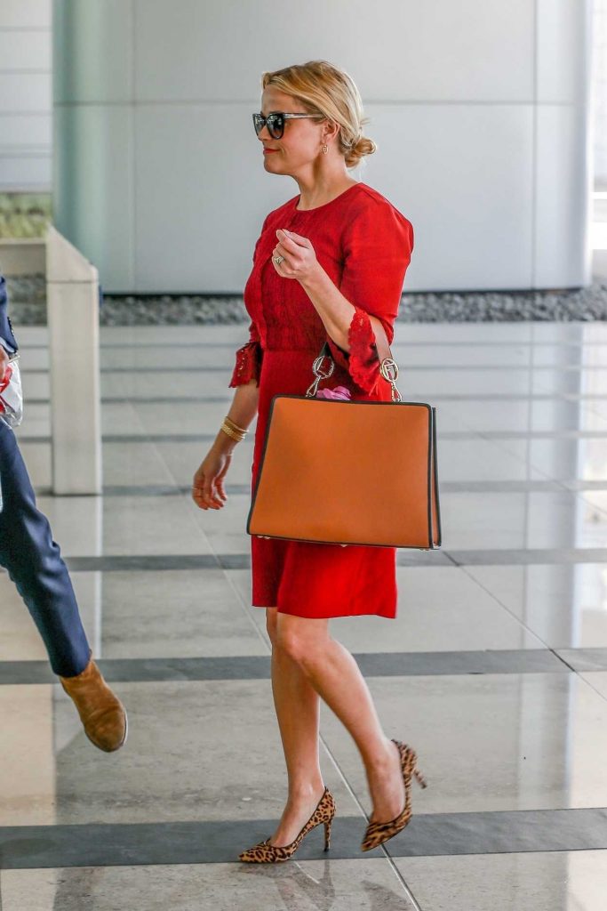 Reese Witherspoon Out for a Business Meeting in Los Angeles 10/27/2017-4