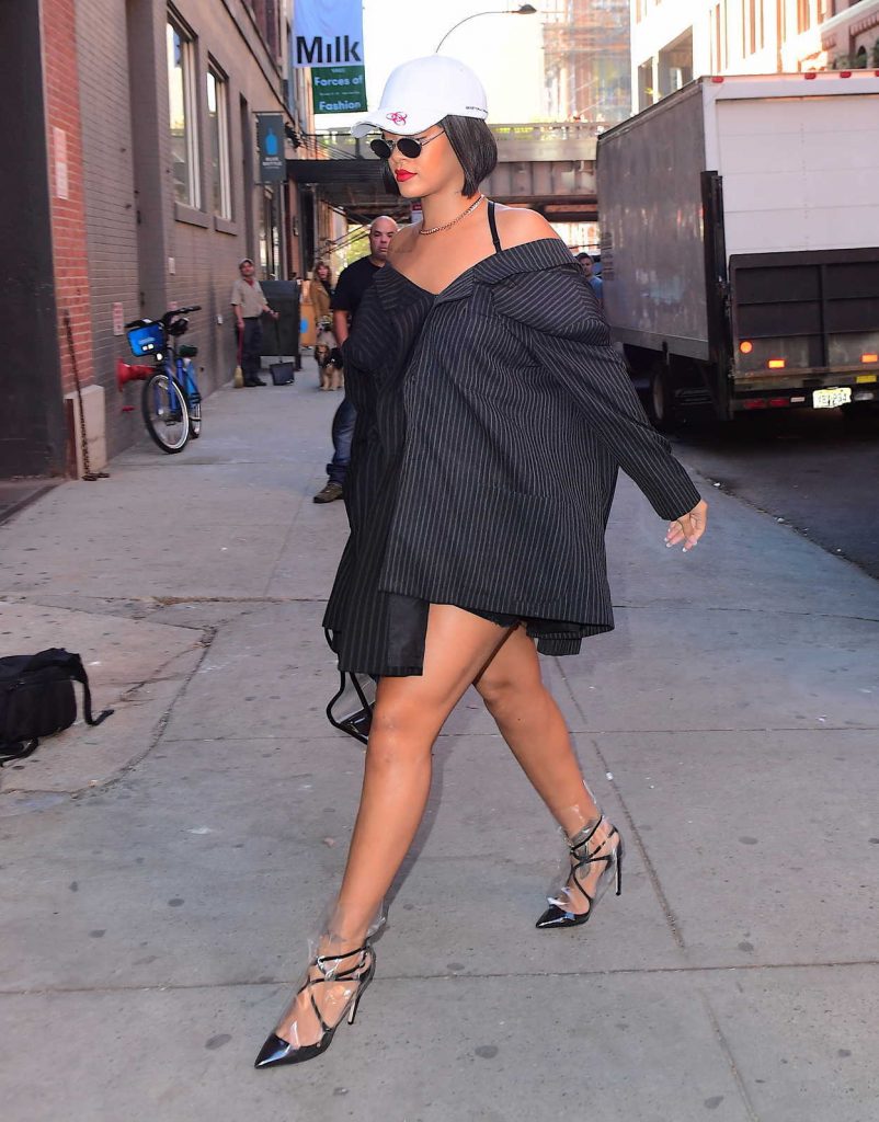 Rihanna Was Seen Out in New York City 10/19/2017-1