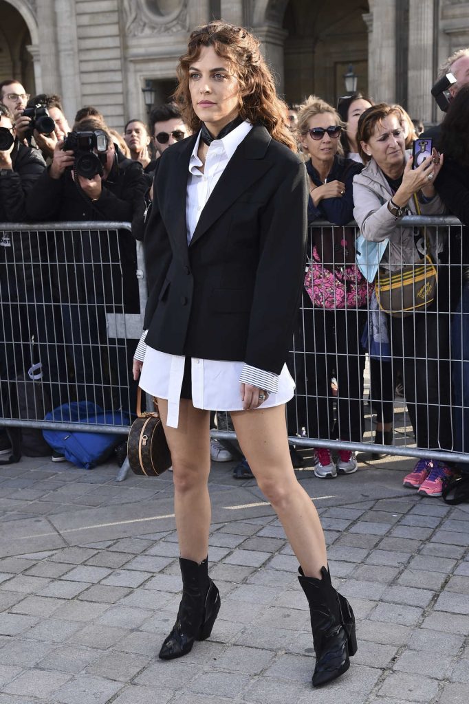 Riley Keough at the Louis Vuitton Show During Paris Fashion Week 10/03/2017-4