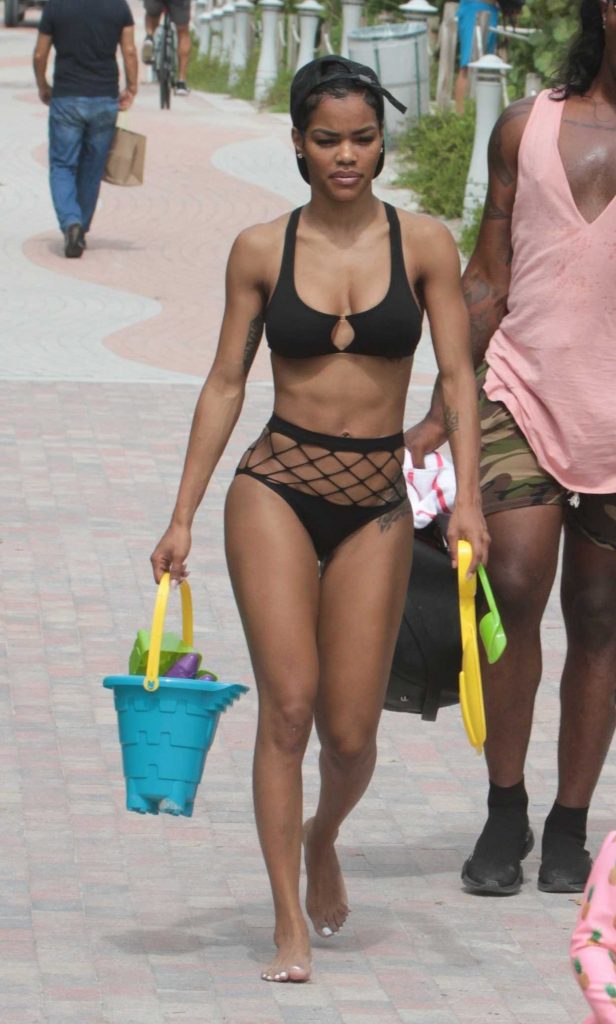 Teyana Taylor in Bikini at the Beach in Miami 10/06/2017-1