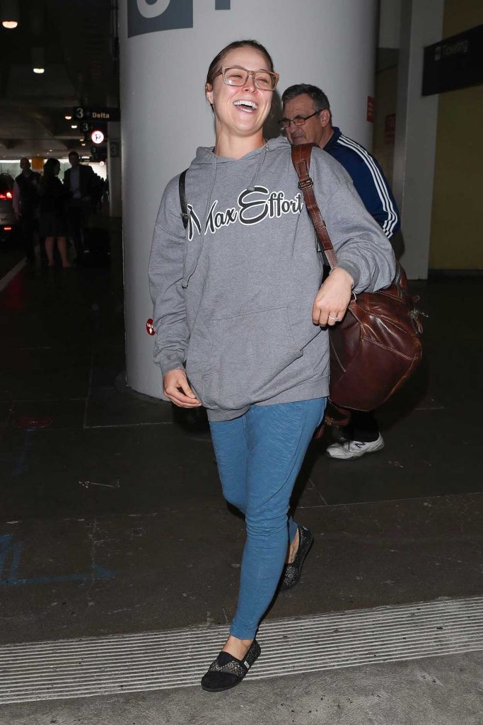 Ronda Rousey Arrives at LAX Airport in Los Angeles 11/07/2017-3