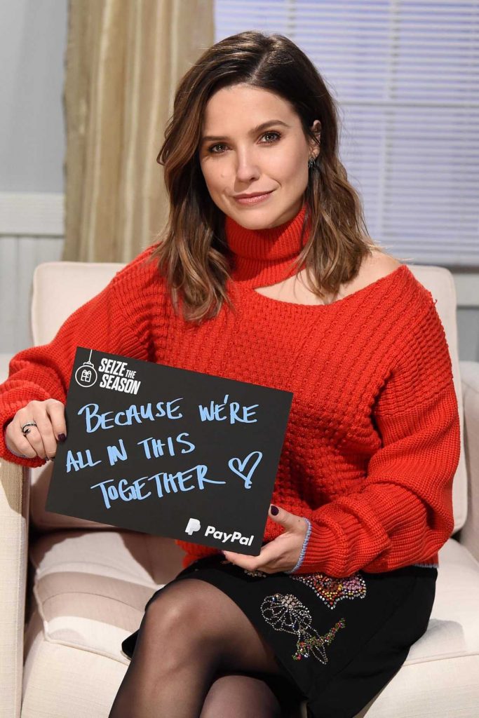 Sophia Bush Joined PayPal in Support of the GivingTuesday Movement in NYC 11/28/2017-4