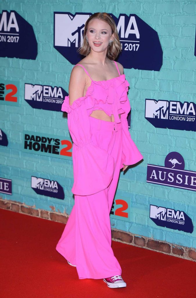 Zara Larsson at the 24th MTV Europe Music Awards in London 11/12/2017-2