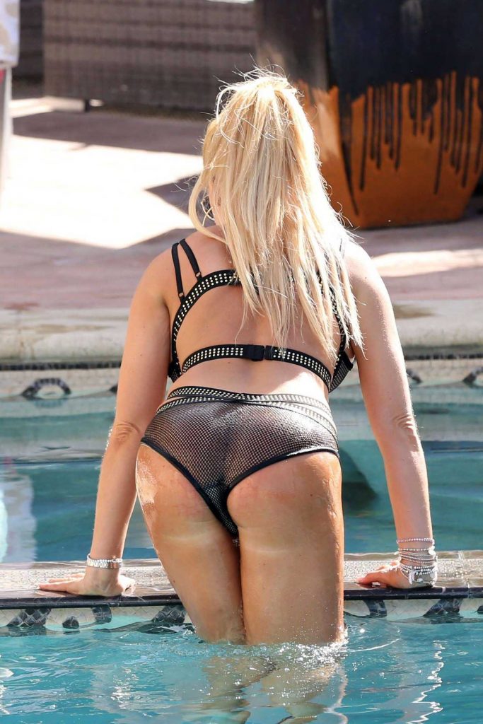 Aisleyne Horgan-Wallace in Bikini by the Pool in LA 11/26/2017-5