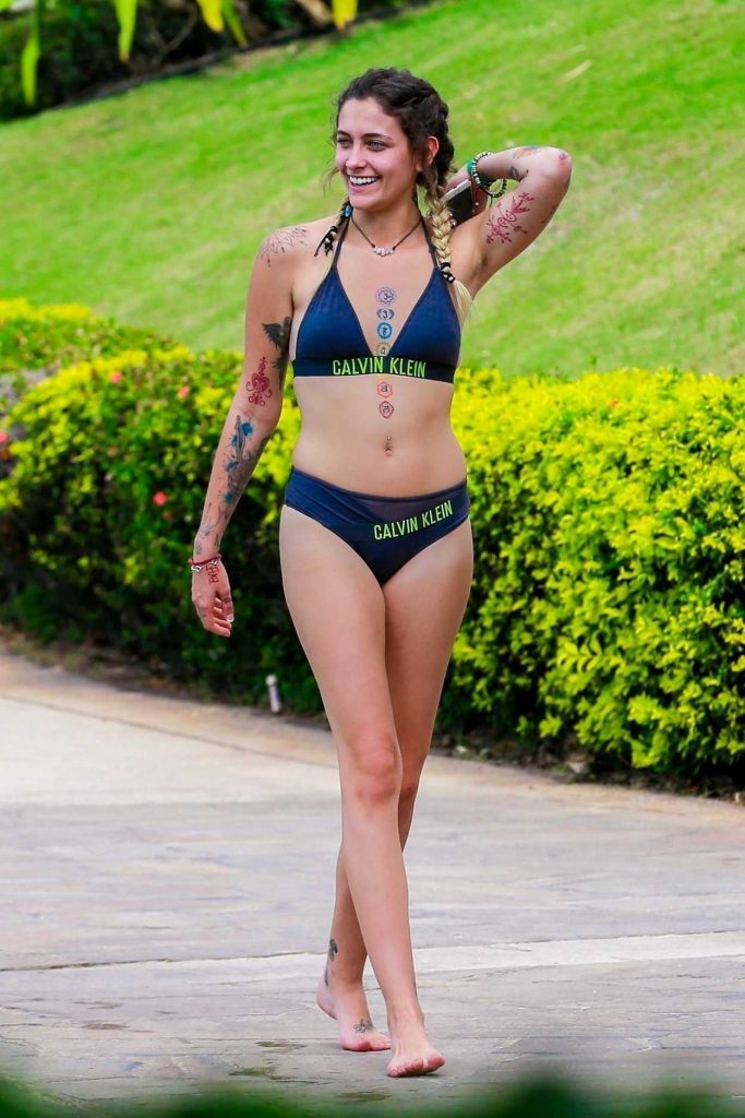Paris Jackson in Bikini in Hawaii 12/26/2017-2