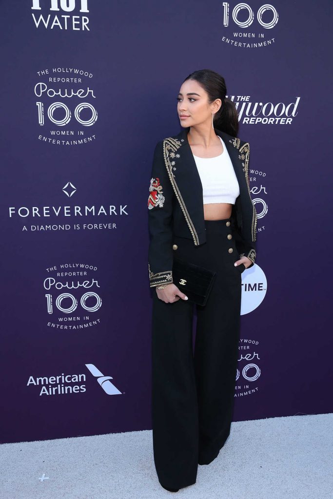 Shay Mitchell Attends the Women in Entertainment Breakfast in Los Angeles 12/06/2017-3