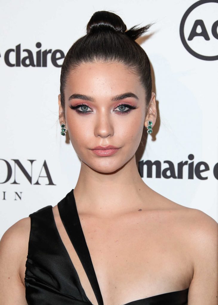 Amanda Steele at the Marie Claire Image Makers Awards in Los Angeles 01/11/2018-5
