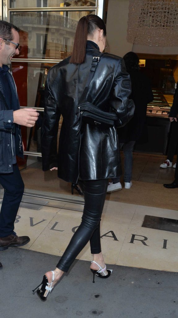 Bella Hadid Leaves Her Hotel in Paris 01/24/2018-5