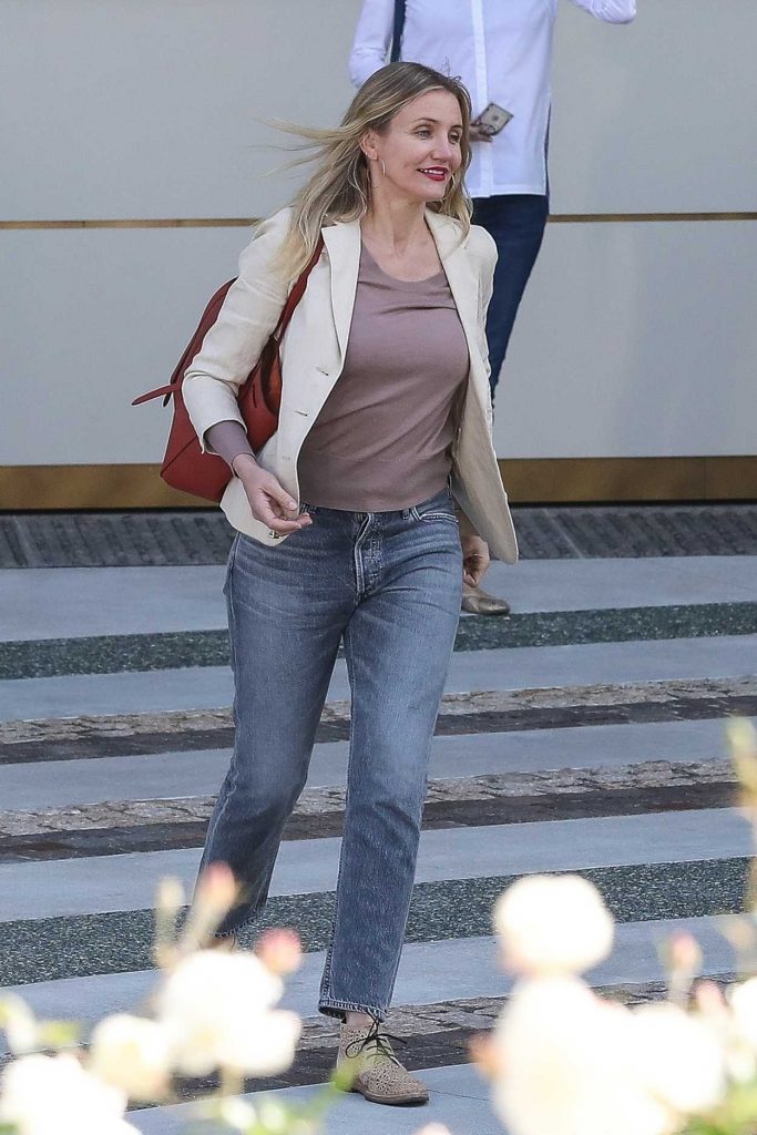 Cameron Diaz Was Spotted Out in Beverly Hills 01/18/2018-5