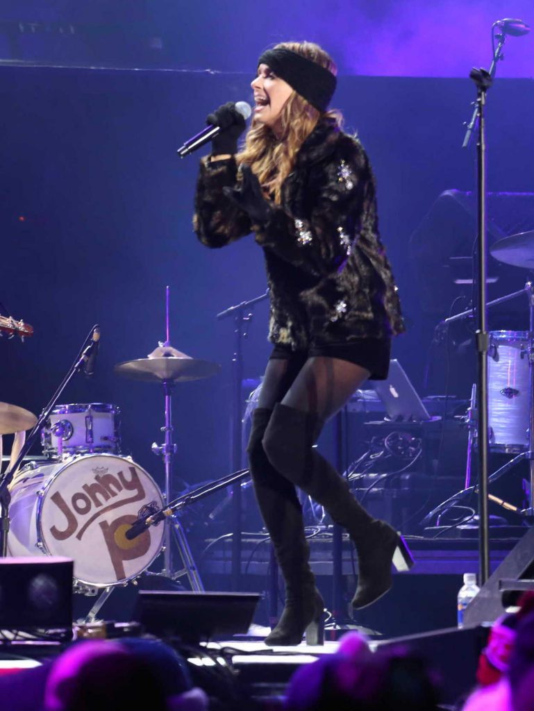 Carly Pearce Performs at the New Year Celebration in Nashville 12/31/2017-1