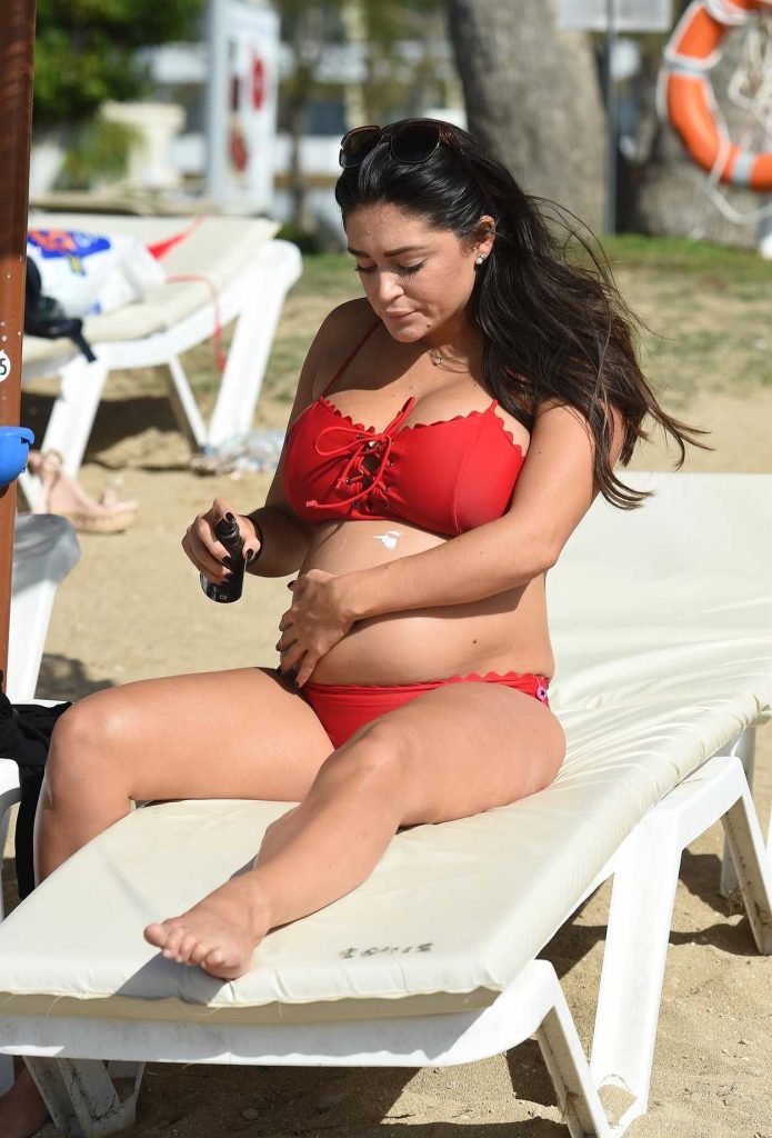 Casey Batchelor Wears a Red Bikini at the Beach in Lanzarote 01/04/2018-2