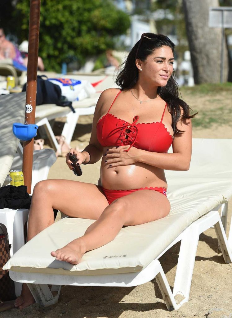 Casey Batchelor Wears a Red Bikini at the Beach in Lanzarote 01/04/2018-5