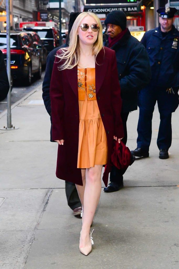 Dakota Fanning Arrives at Good Morning America in NYC 01/16/2018-4