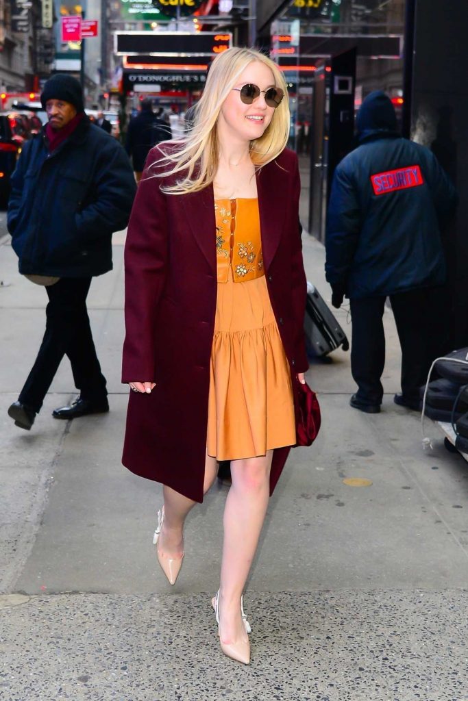 Dakota Fanning Arrives at Good Morning America in NYC 01/16/2018-5