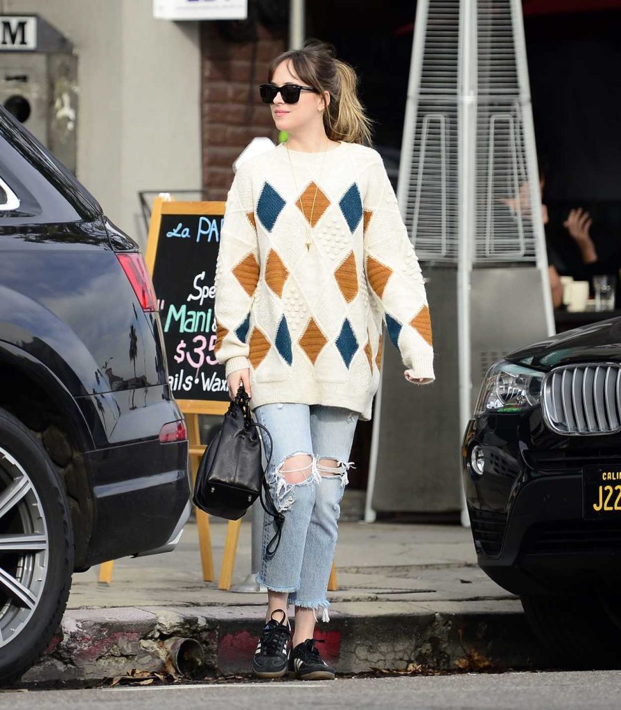 Dakota Johnson Wears Oversized Sweater Out in LA 01/17/2018-1